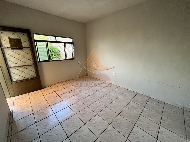 Casa à venda com 1 quarto, 61m² - Foto 2