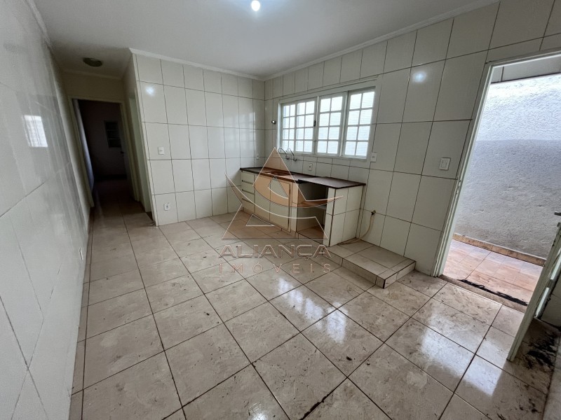 Casa à venda com 3 quartos, 132m² - Foto 8