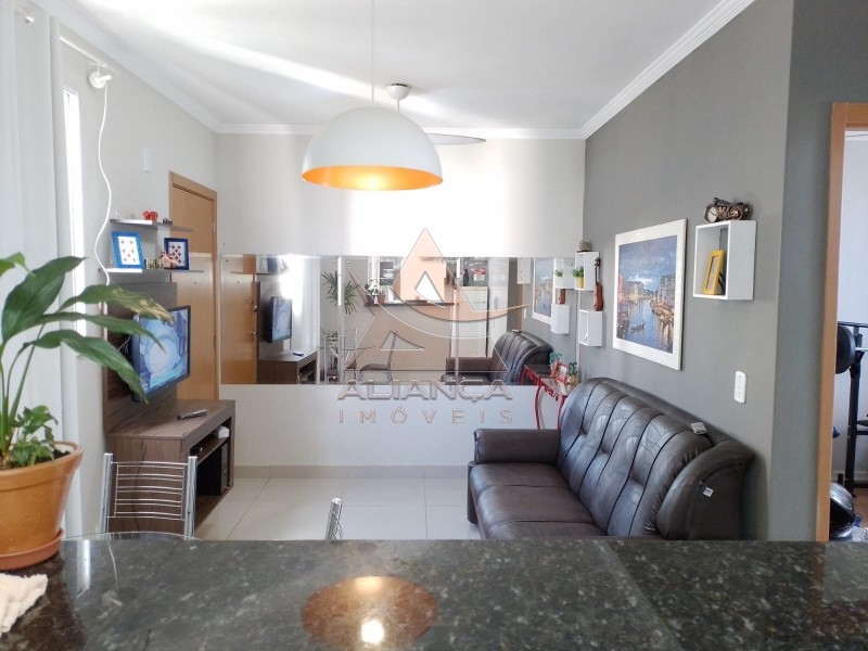 Apartamento à venda com 2 quartos, 45m² - Foto 1