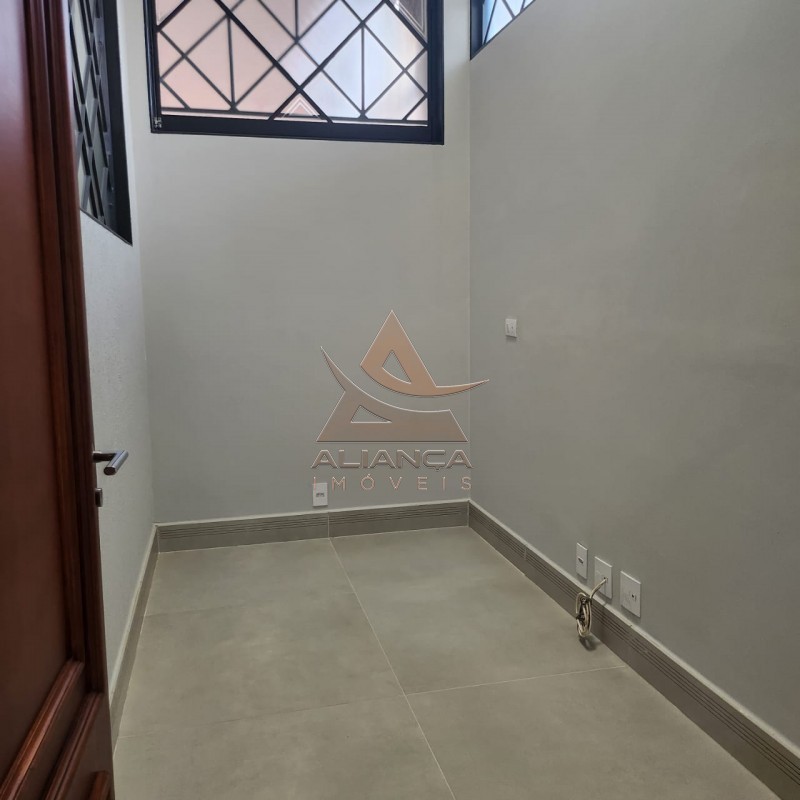 Casa à venda com 3 quartos, 370m² - Foto 11