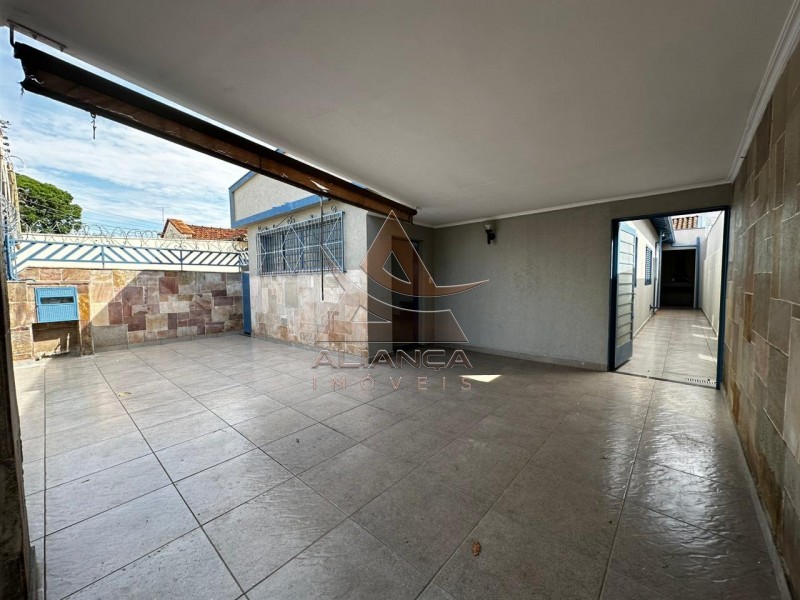 Casa à venda com 3 quartos, 191m² - Foto 1