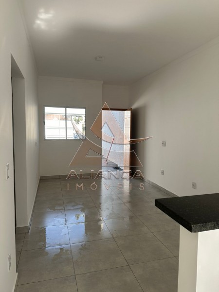 Casa à venda com 3 quartos, 70m² - Foto 1