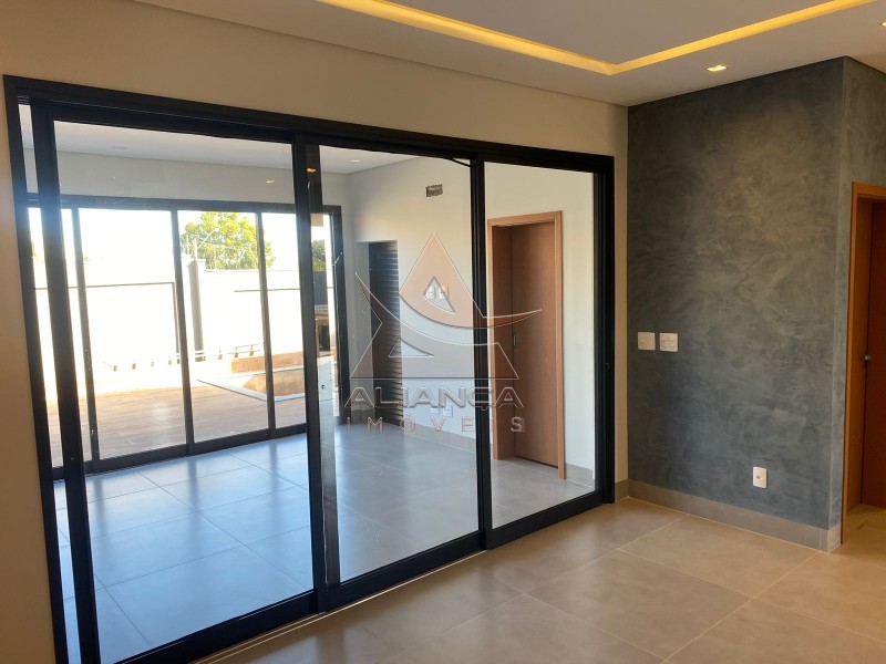 Casa de Condomínio à venda com 4 quartos, 200m² - Foto 4