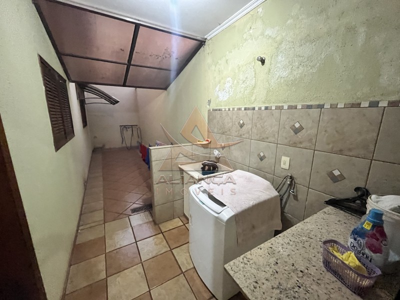 Casa à venda com 3 quartos, 220m² - Foto 22