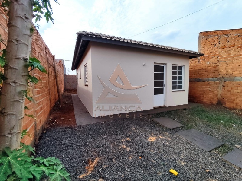 Casa à venda com 2 quartos, 47m² - Foto 1