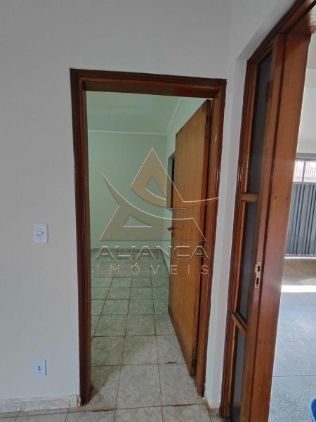 Casa à venda com 3 quartos, 148m² - Foto 4