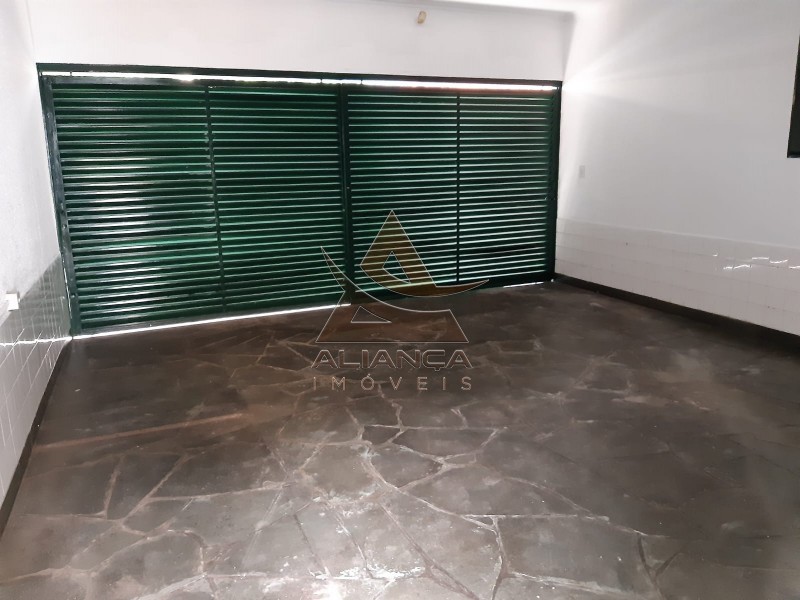 Casa para alugar com 3 quartos, 264m² - Foto 1