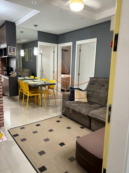 Apartamento à venda com 2 quartos, 42m² - Foto 1