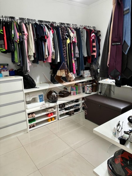 Apartamento à venda com 2 quartos, 42m² - Foto 9