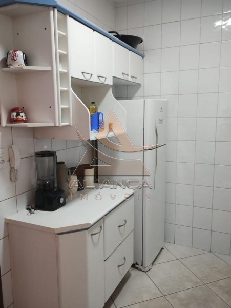 Apartamento à venda com 2 quartos, 69m² - Foto 4