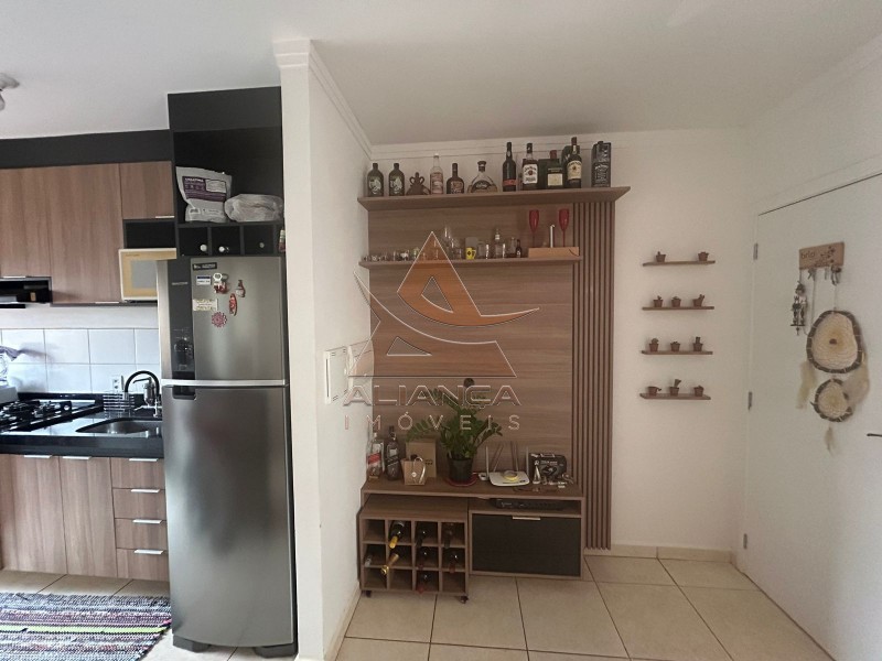 Apartamento à venda com 2 quartos, 49m² - Foto 3